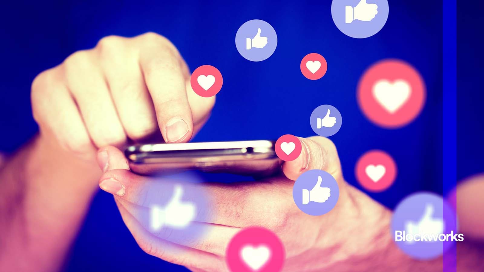 Friend.tech viral engagement crypto twitter